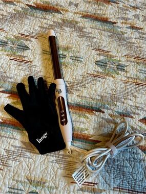 Lange pink and Rose Gold Curling Wand with Protective Glove